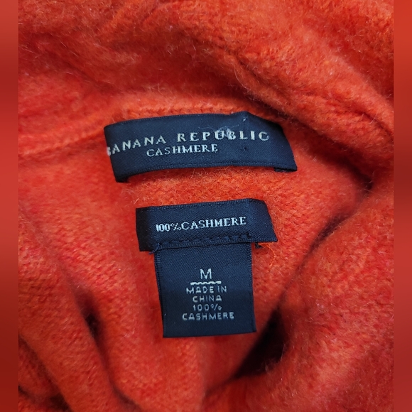 BANANA REPUBLIC Cashmere Sweater size M, 100% Cashmere, Red Color - Picture 6 of 8